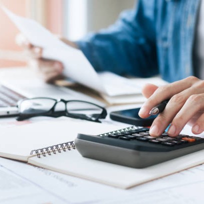 IMAGEN CURSO E-LEARNING EXPERTO EN SALARIOS Y COTIZACIONES CUADRADA